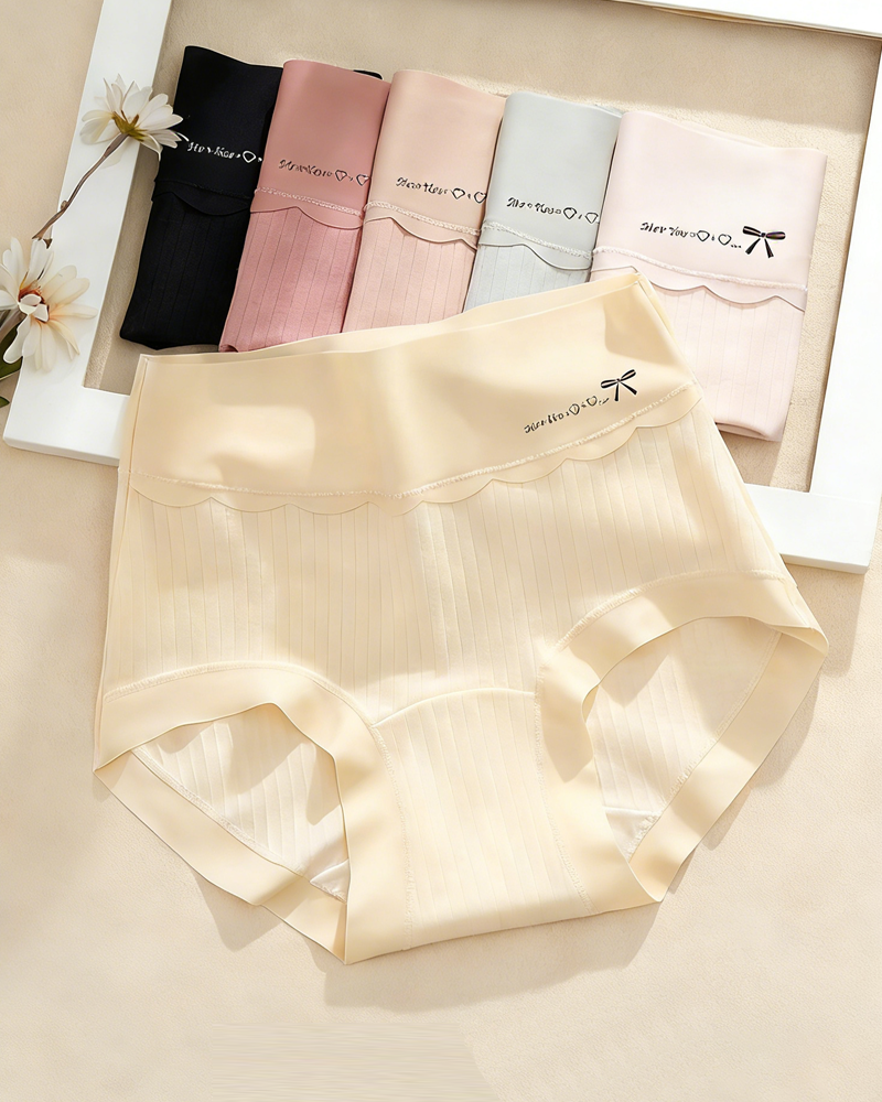 Plus-size pure cotton high-waisted briefs with extended crotch