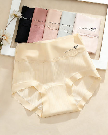 Plus-size pure cotton high-waisted briefs with extended crotch